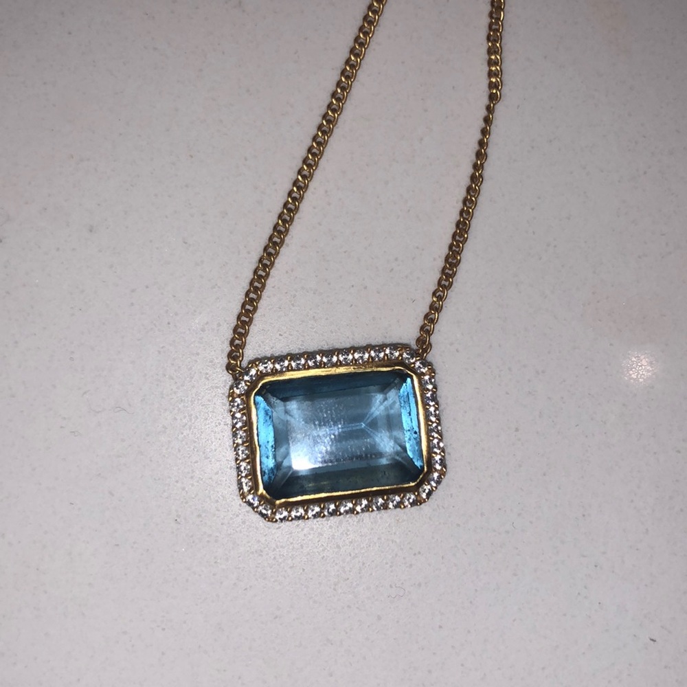 julie vos necklace!